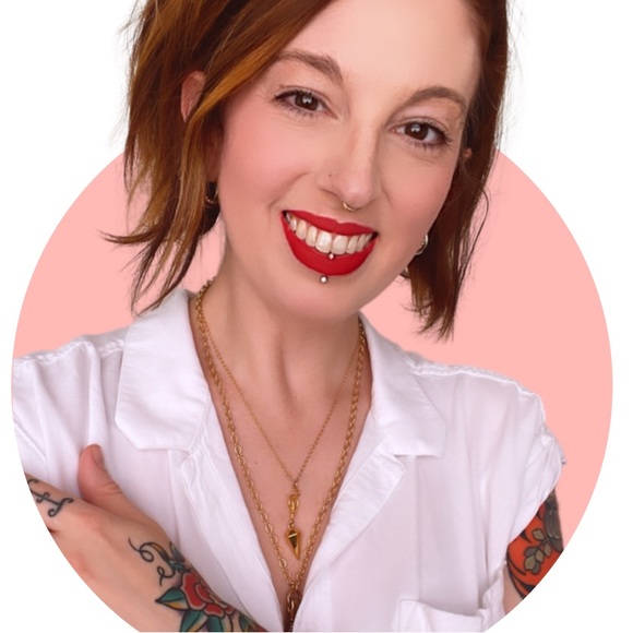 Meet your Posher, Vanessa - Picture 1 of 3